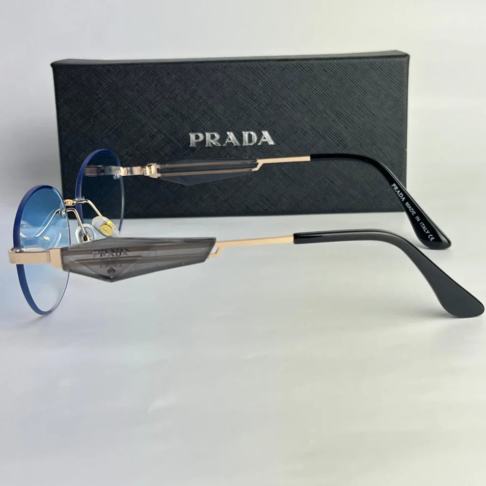 Prada P01