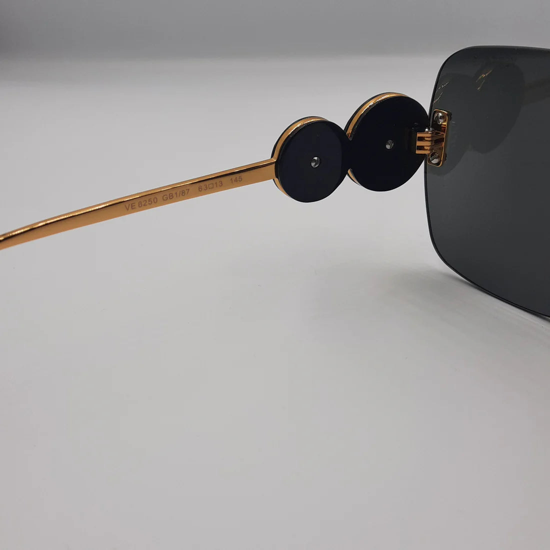 VERSACE NOIR doré VE8250