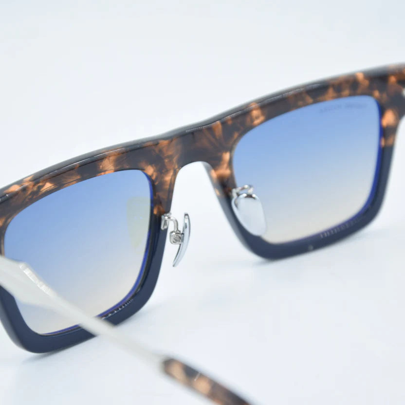 Thenri DeepBlue 1 of 149 002