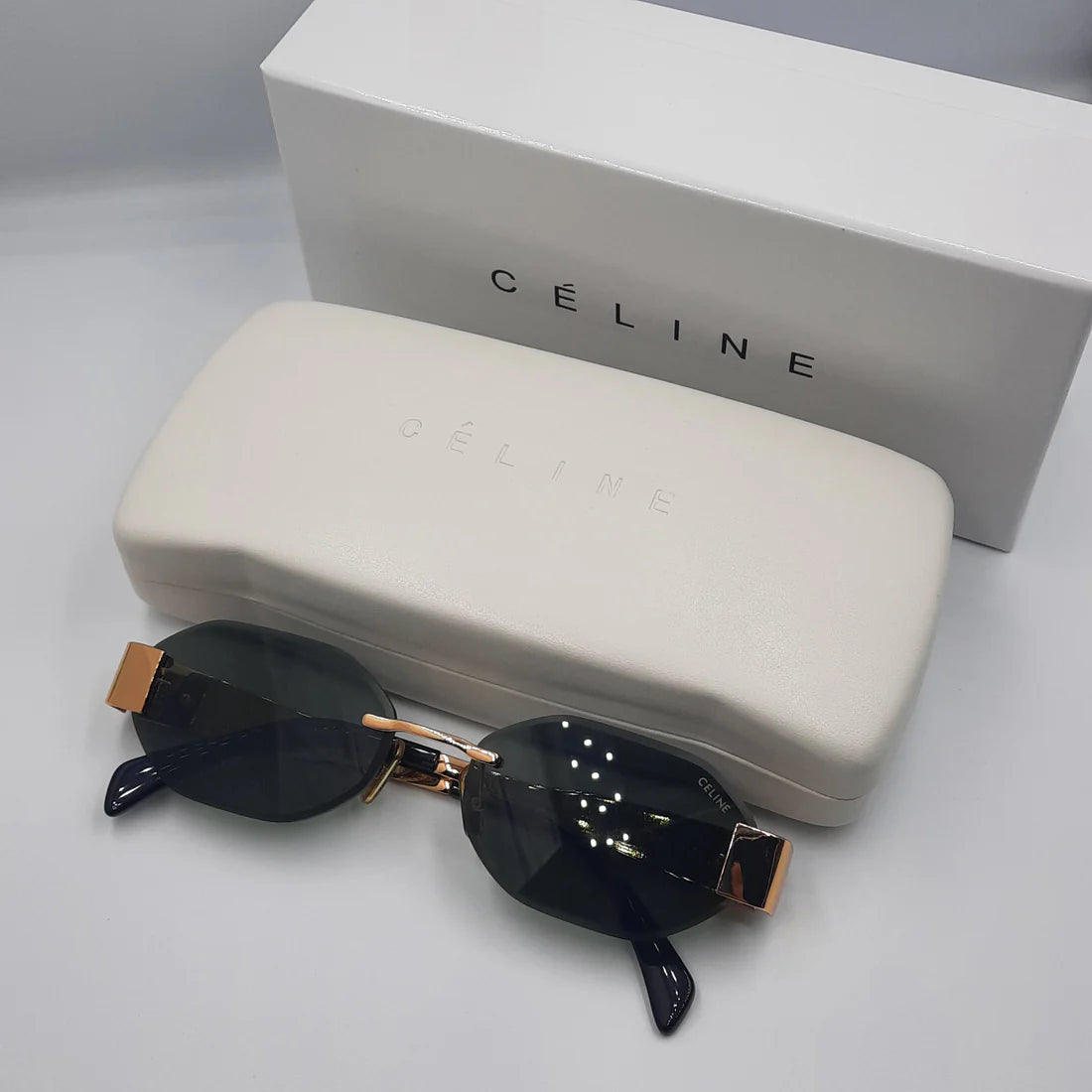 CELINE Triomphe CL42119U doré vert avec pochette à bandoulière