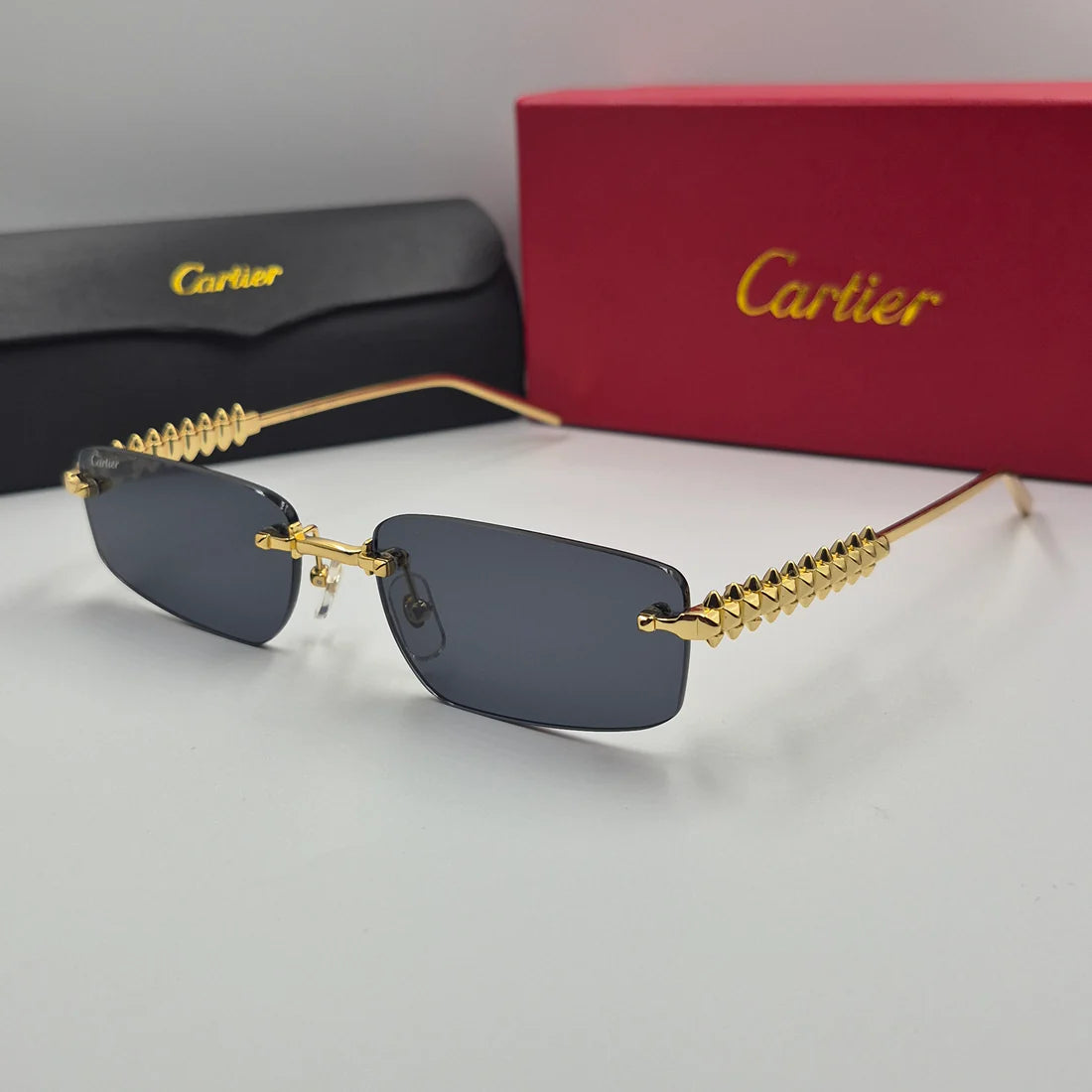 CARTIER CLASH CT0544S doré noir